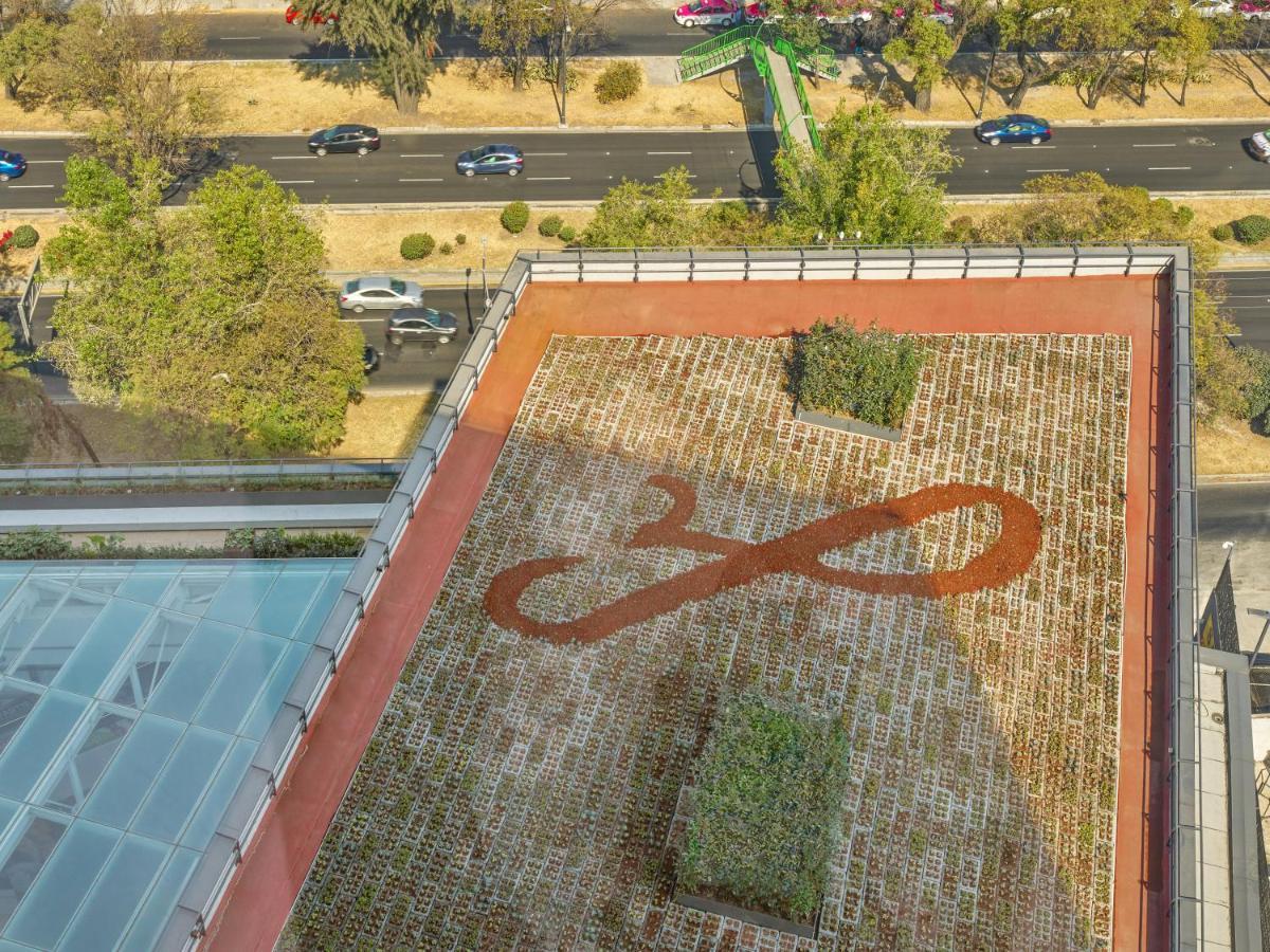 Fiesta Americana Viaducto Aeropuerto Mexico-stad Buitenkant foto The green roof of the National Museum of Australia