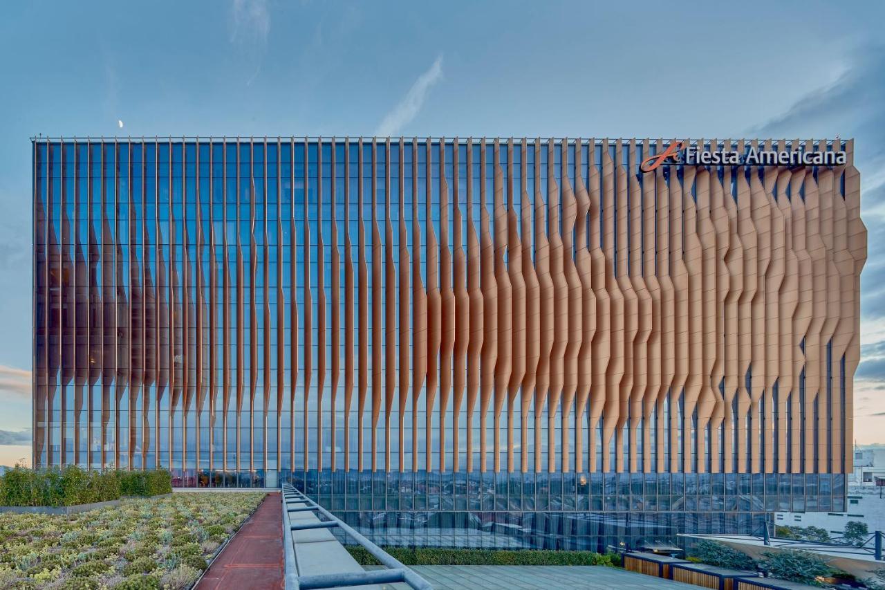 Fiesta Americana Viaducto Aeropuerto Mexico-stad Buitenkant foto The new building of the American University of Paris